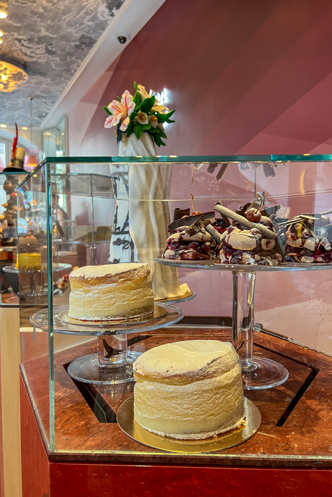 Gewandhaus Dresden Marriott Hotel Auszeit Wellness Spa Genuss Gourmet Hilton Kempinski Kuchen Atelier