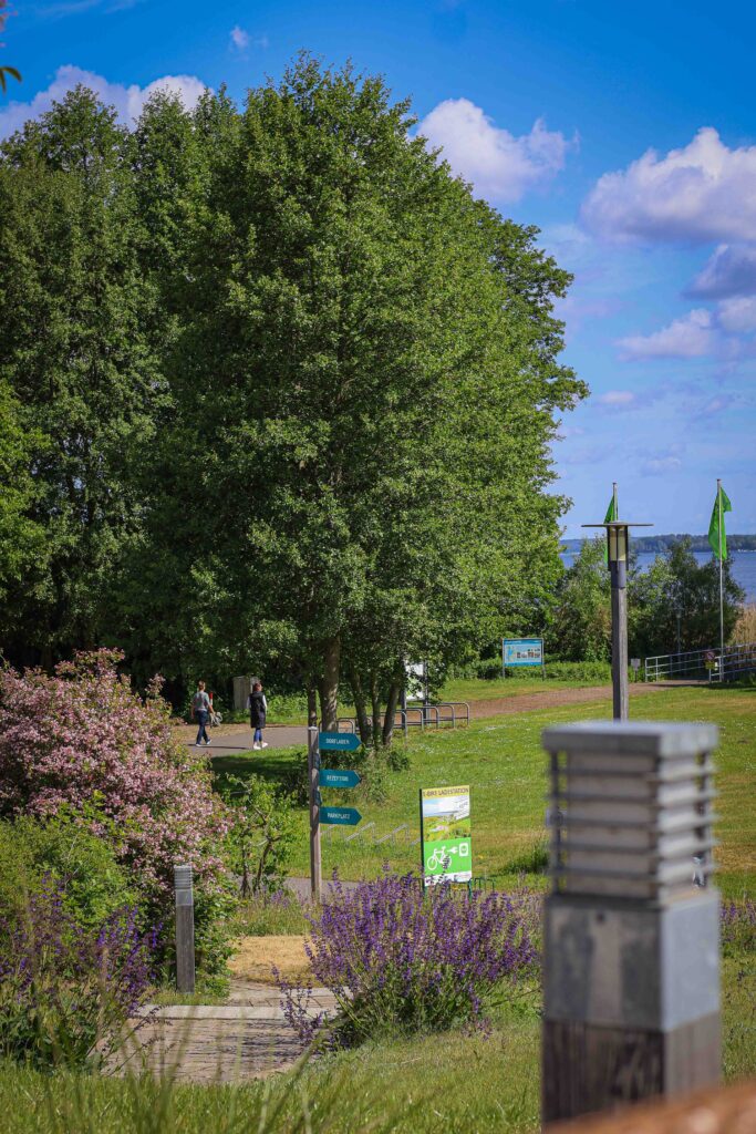 BEECH Plauer See Mai 2025 - Müritz Resort Familienurlaub Rabatt LIA15 Familie Reisen mit Kind