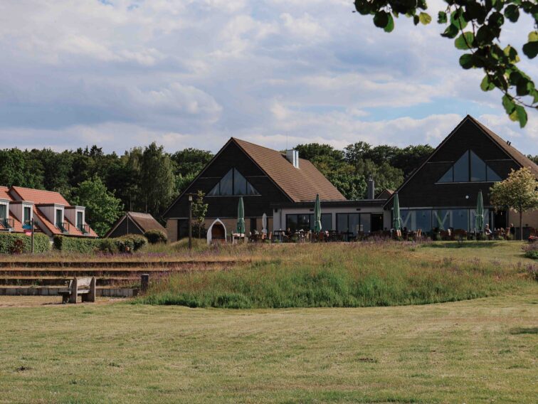 BEECH Plauer See Mai 2025 - Müritz Resort Familienurlaub Rabatt LIA15 Familie Reisen mit Kind