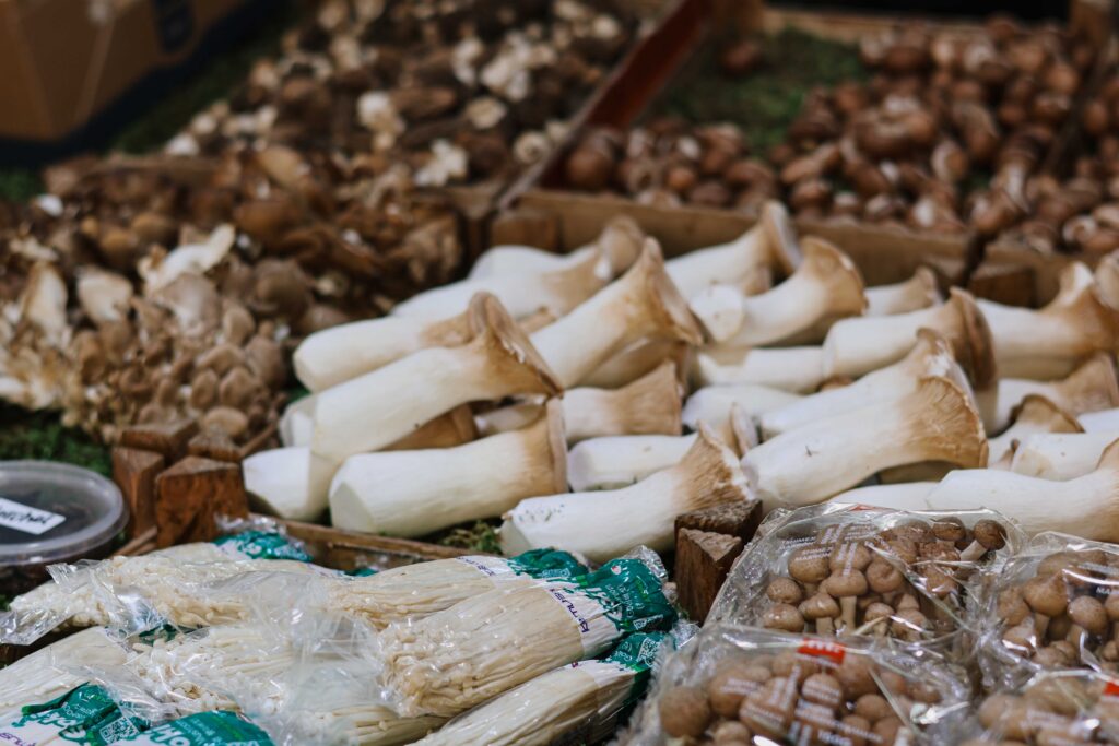 Hamburg Mai 2025 Außenalter Isemarkt Pilze