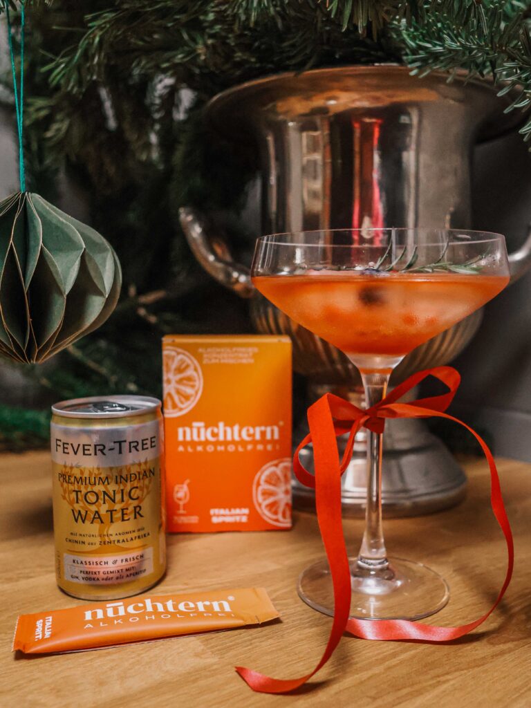 Alkoholfreier Aperol in 60 Sekunden - Easy mit Tonic und nüchtern