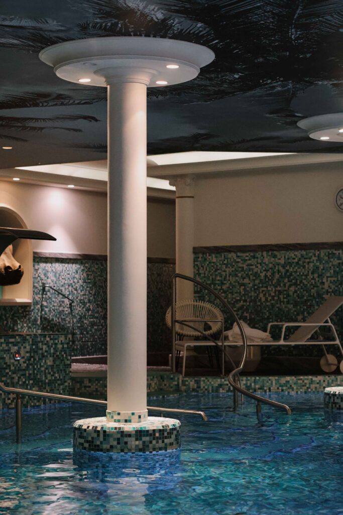 Gewandhaus Dresden Pool Lia Hutzfeldt-